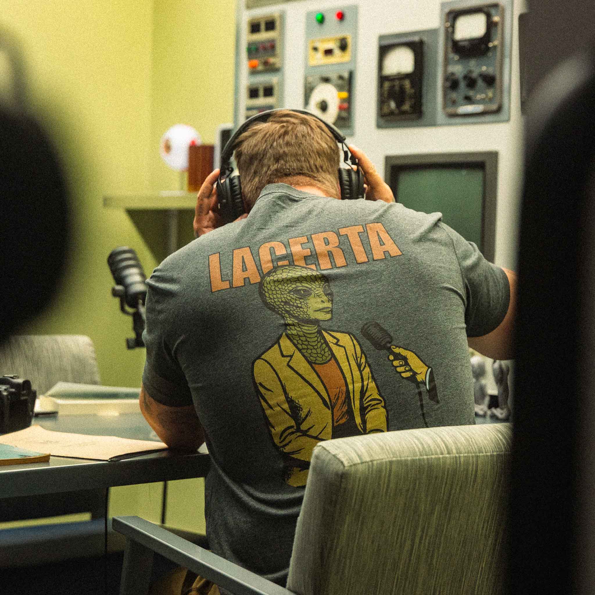 AREA52 "Lacerta" Tee in Charcoal - Image 5