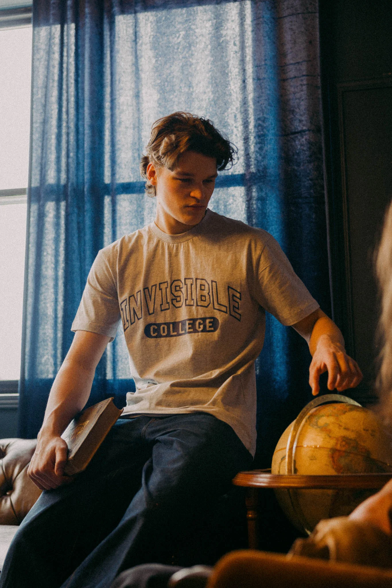 Men's Invisible College Tee In Grey - Image 6