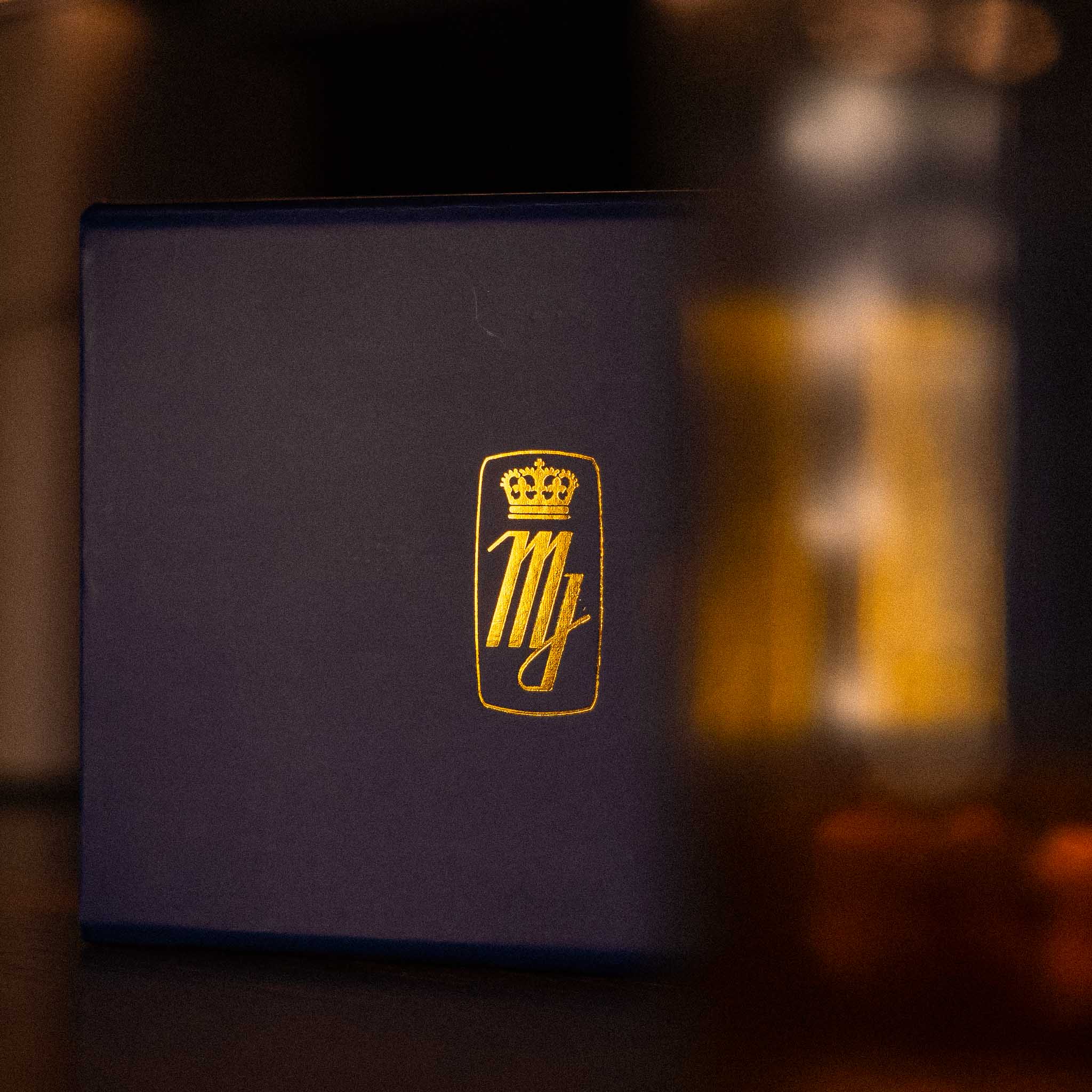 Majestic Ashtray - Image 8